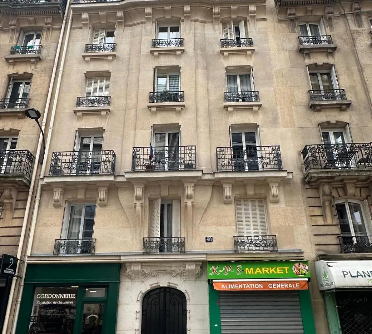 Magnifique 2 Pieces Renove A Neuf, Paris 15, Idealement Situe 0*,