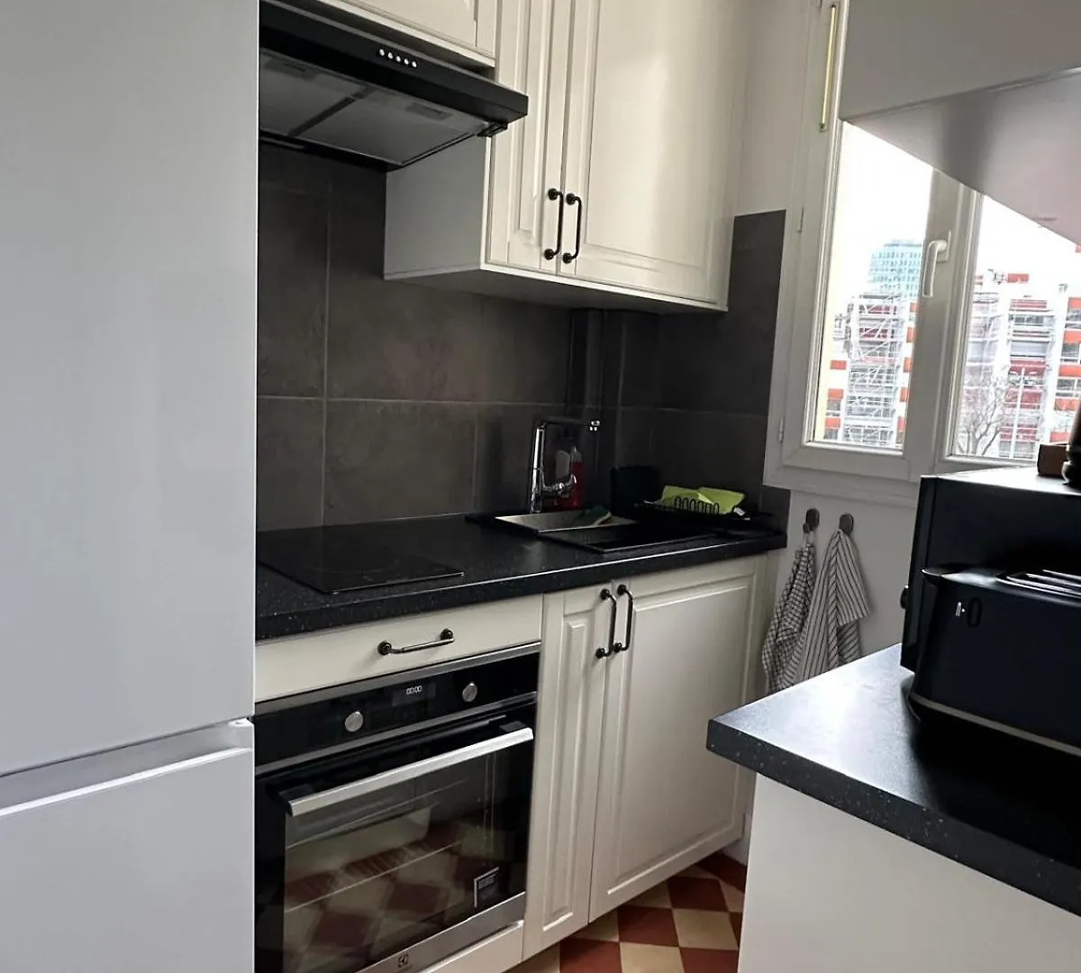 Magnifique 2 Pieces Renove A Neuf, Paris 15, Idealement Situe 0*,  فرنسا