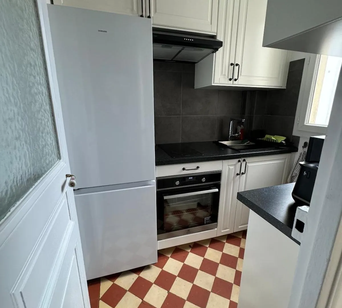 Magnifique 2 Pieces Renove A Neuf, Paris 15, Idealement Situe 0*,