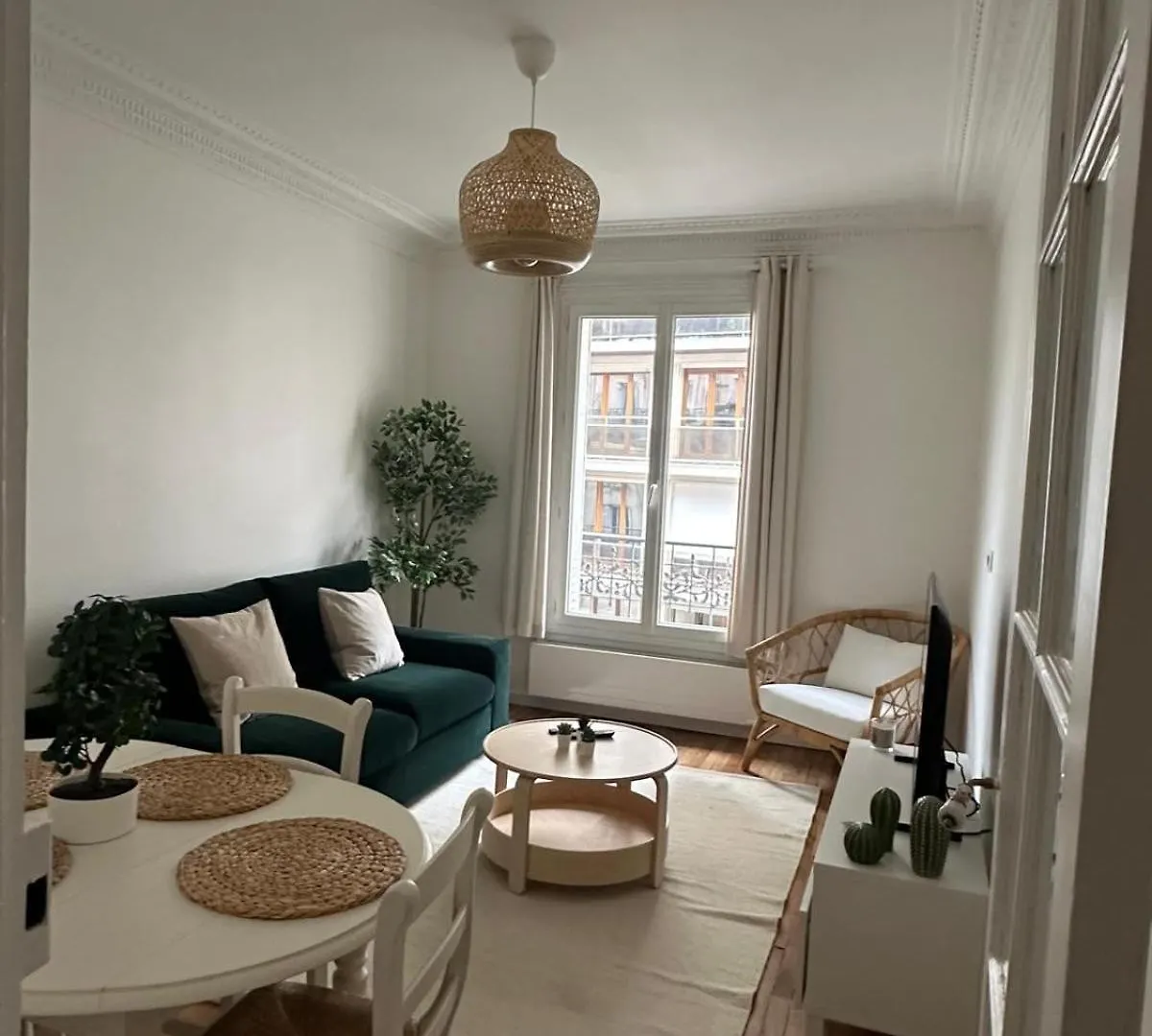 Magnifique 2 Pieces Renove A Neuf, Paris 15, Idealement Situe location